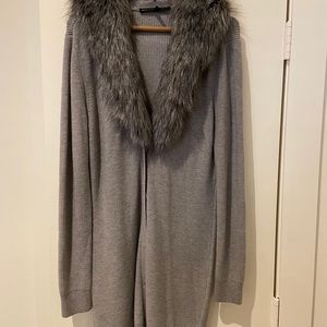 White House Black Market Cardigan-faux fur collar